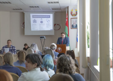 Единый день информирования молодых рабочих ОАО "8 Марта"